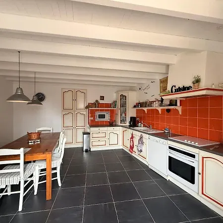 Les Portes D'aulnay De Saintonge * Aulnay (Charente-Maritime)