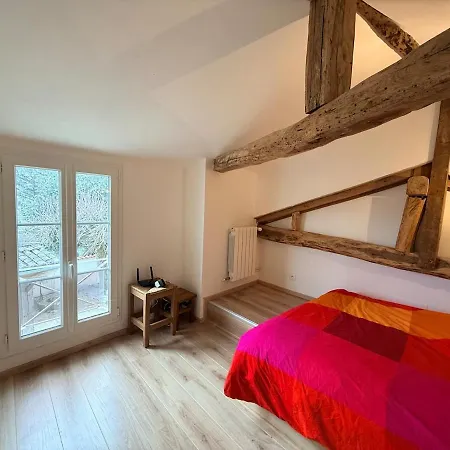 Holiday home Les Portes D'aulnay De Saintonge